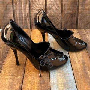 Gucci Black Patent Peep Toe With Lace Up Sides High Heels